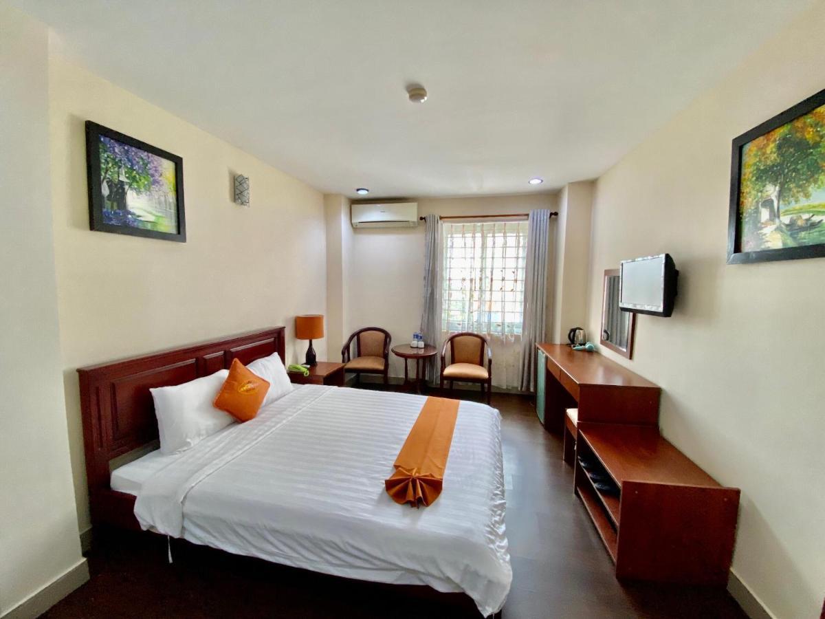 Golden Star Hotel Хюе Екстер'єр фото
