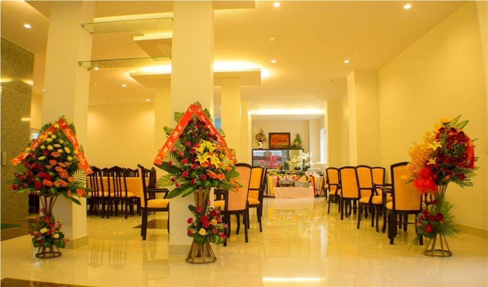 Golden Star Hotel Хюе Екстер'єр фото