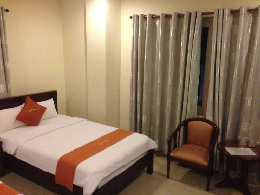 Golden Star Hotel Хюе Екстер'єр фото