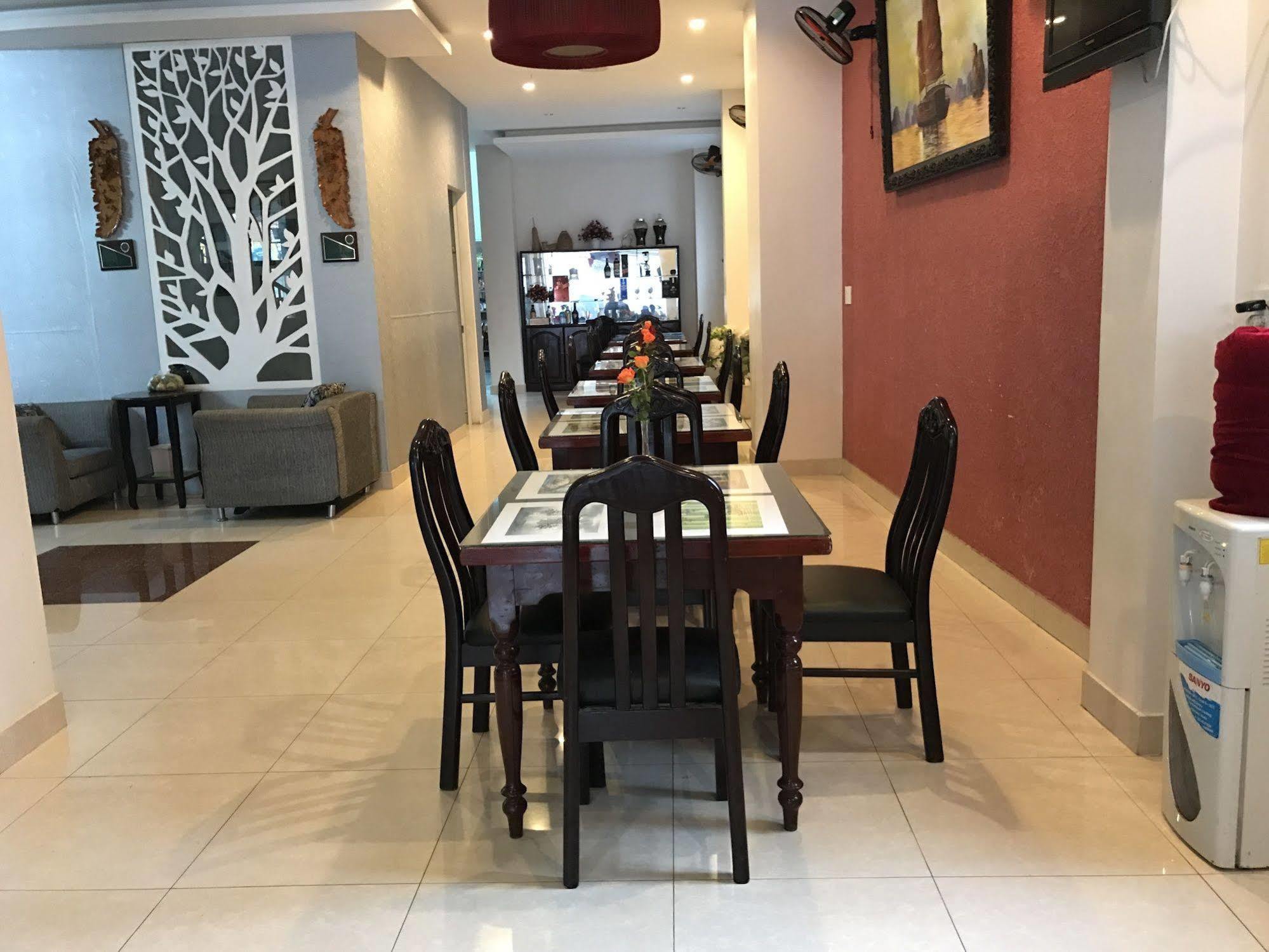 Golden Star Hotel Хюе Екстер'єр фото