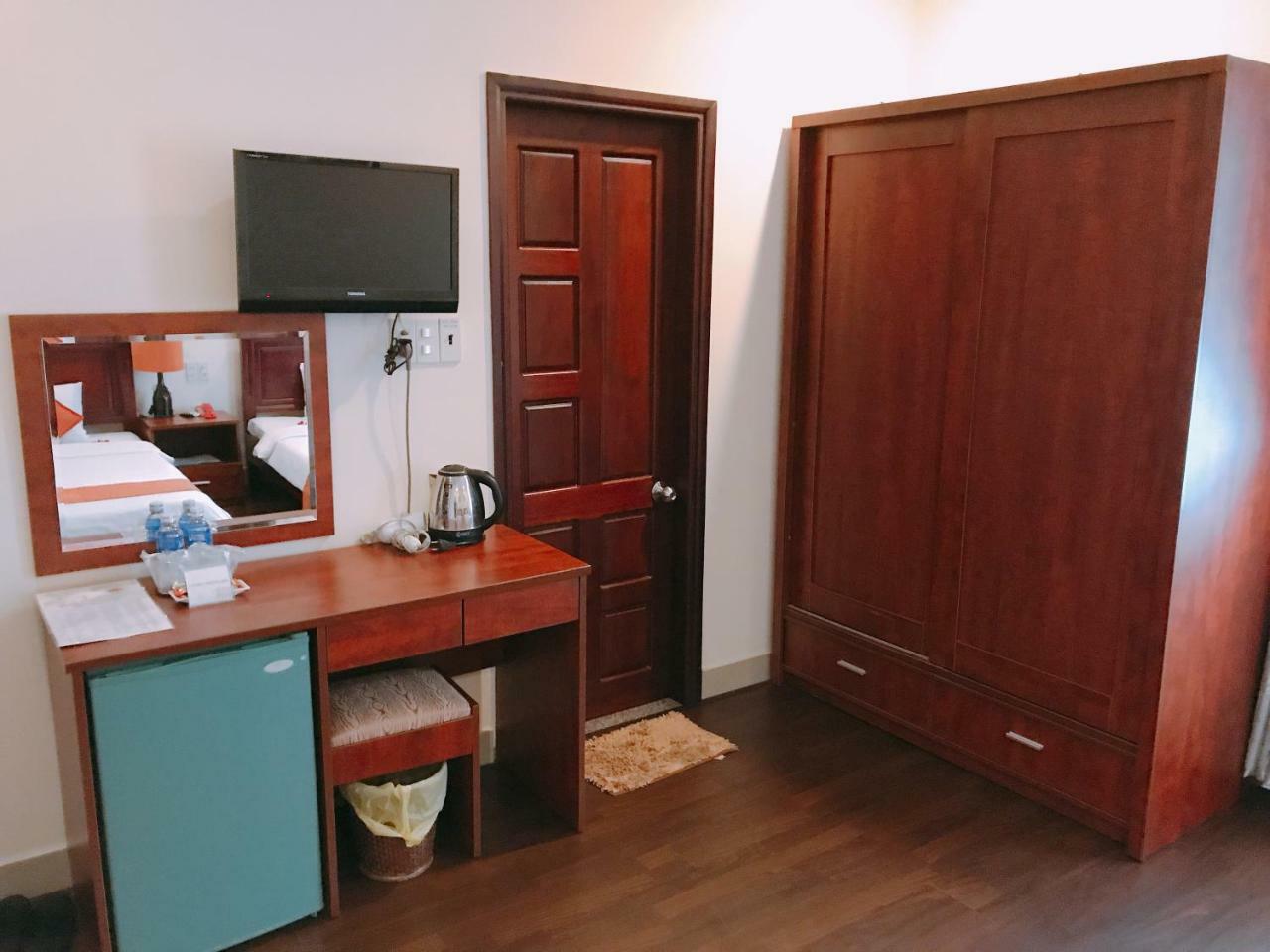 Golden Star Hotel Хюе Екстер'єр фото
