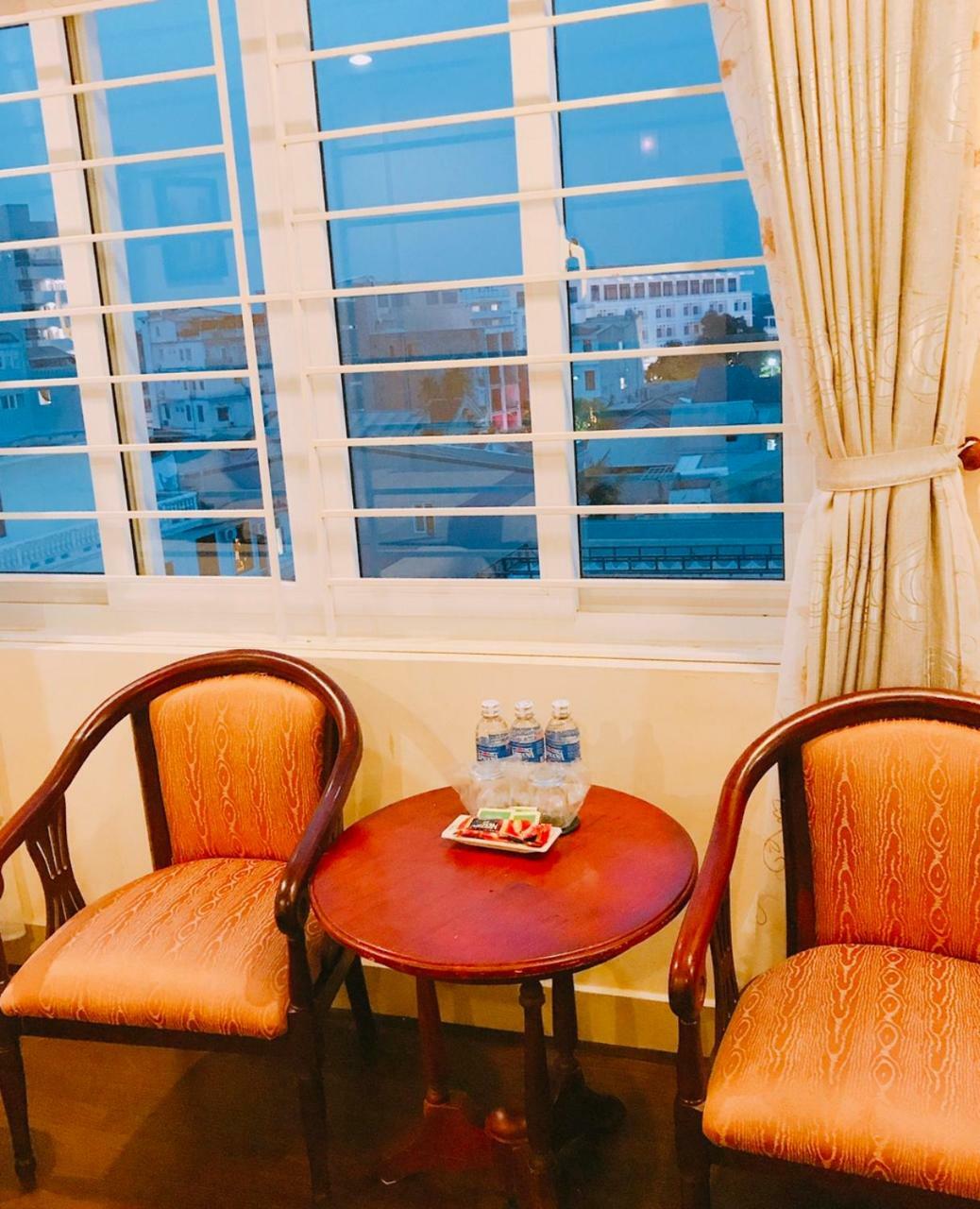 Golden Star Hotel Хюе Екстер'єр фото