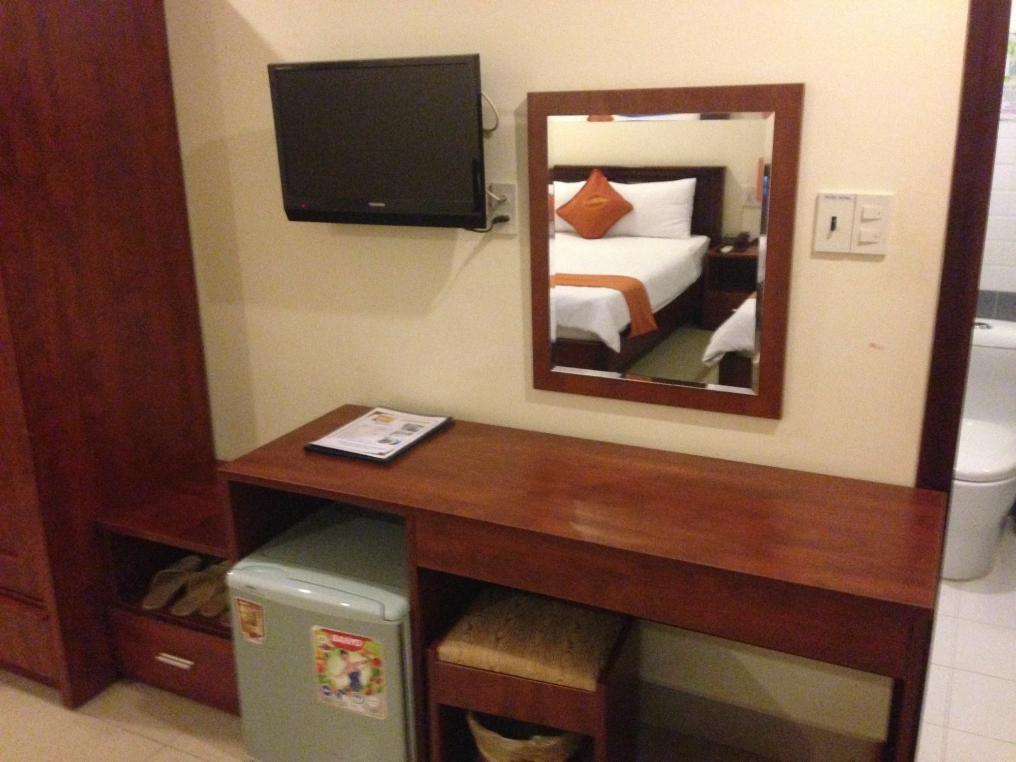 Golden Star Hotel Хюе Екстер'єр фото